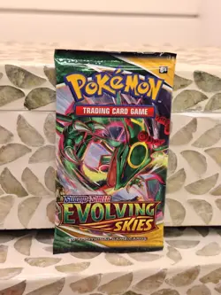 Nintendo Pokemon TCG Sword & Shield Evolving Skies Booster Pack - Image 5