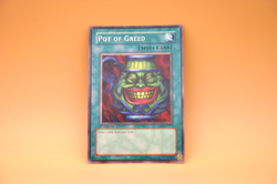 Pot of Greed SD2-EN017 1st Edition Common LP - Image 1