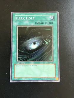 Yu-Gi-Oh TCG Dark Hole SDP-026 1st Edition Regular Common Card Played LP - Image 1