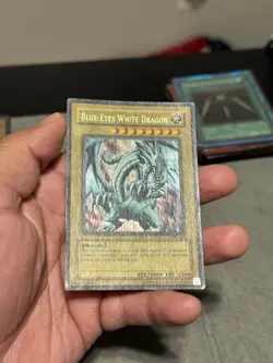 Yu-Gi-Oh! Blue-Eyes White Dragon LOB-001 Unlimited Ultra Rare MP WAVY - Image 5