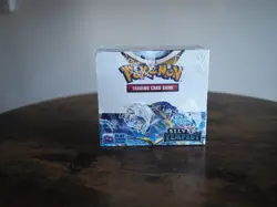 Pokemon TCG Sword & Shield Silver Tempest Booster Box English Sealed - Image 1