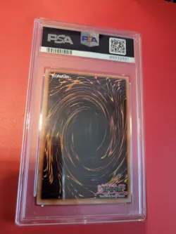 PSA 8 - YUGIOH - 2003 - TP3-001 - NEEDLE WORM - ULTRA RARE - Image 2