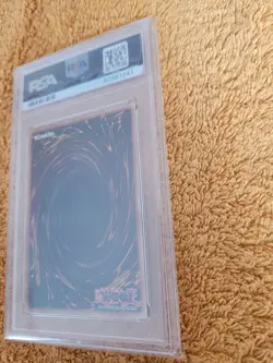 PSA 10 - YUGIOH - 2012 - LCYW-EN022 - 1.ED. - DARK MAGICIAN GIRL - SECRET RARE - Image 4