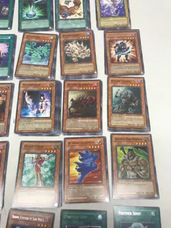 Yu-Gi-Oh ELEMENTAL ENERGY EEN 55 Cards Of Set DUPLICATES INCLUDED 363 Card Lot - Image 4