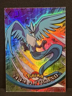 Articuno #144 Rainbow Foil Pokemon Topps 2000 Series 3 - Image 2