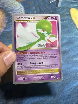 Gardevoir Lv. X 131/132 2010 Michael Pramawat World Champion Non Holo Pokemon - Image 3