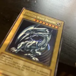 Yugioh ERROR FOIL SHIFT Blue-Eyes White Dragon SDK-001 Ultra Rare Misprint - Image 4