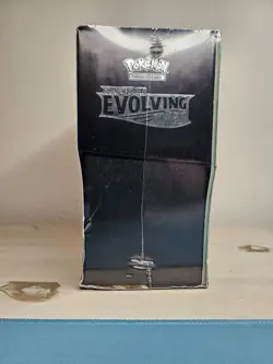 Pokemon TCG Evolving Skies ETB Elite Trainer Box Sword Shield, Sealed Small Rips - Image 5