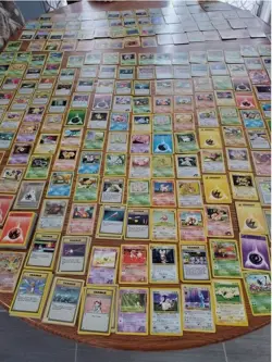 Mystery Pokemon Card Vintage English Booster Pack - 10 Random Cards WOTC - Image 2