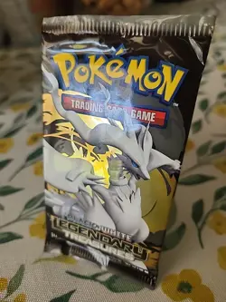 2013 Pokemon Black & White Legendary Treasures Booster Pack Sealed Reshiram Art - Image 1