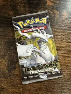 Pokemon Black & White Legendary Treasures Booster Pack, Sealed Reshiram Art New - Image 1