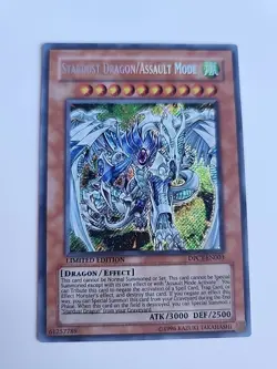 Yugioh Stardust Dragon/Assault Mode DPCT-EN003 (Secret Rare) #Y99 - Image 1