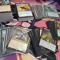 MTG Mavel Spider-Man Card Lot of 287 Common, Uncommon, Rare, & Holofoils - Image 1