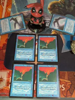 MTG 4x BETA Invisibility ~ NM ?? - Image 1