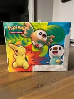 Pokemon Spring 2022 Arceus Collectors Bundle Treasure Box - Factory Sealed - Image 3