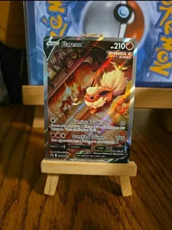 Flareon V SWSH179 SWSH: Sword & Shield Promo Cards Holo - Image 1
