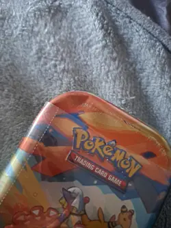 (P 1 ) Pokemon Vibrant Paldea Mini Tin | Espathra and Ampharos - Image 3
