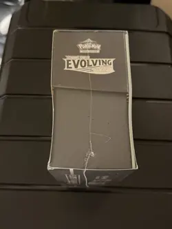 Pokemon TCG Sword and Shield Evolving Skies Elite Trainer Box ETB New and Sealed - Image 5