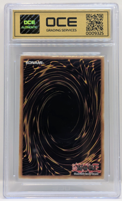 Blue-Eyes White Dragon Limited Edition LC01-EN004 OCE 9.5 Yugioh Holo Graded - Image 2