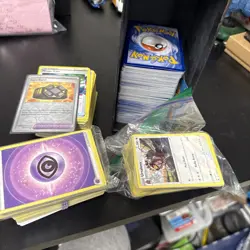 pokemon cards Lot 450+ Cards - Image 1