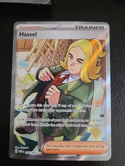 Hassel - 205/167 - Pokemon S&V Twilight Masquerade Full Art Trainer Card NM - Image 1