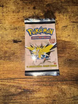 Pokemon 1st Edition Fossil Booster Pack, Zapdos Art 1999 Sealed - Image 1