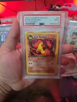 2000 POKEMON ROCKET #44 DARK RAPIDASH 1ST EDITION PSA MINT 9 - Image 1