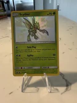 Pokemon TCG Scyther Hidden Fates SV1/SV94 Holo Shiny Holo Rare NM - Image 1