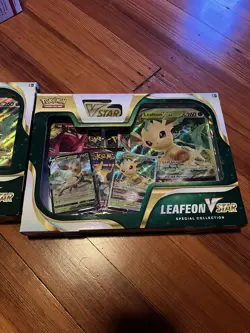 Pokemon TCG Leafeon Vstar Special Collection Box Factory Sealed New - Image 3