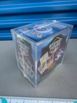 Pokemon Mystery Power Cube 2018 60+ Cards NEW Sealed Charizard Gold Star Cover - Image 2
