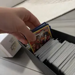 Random Box Of 1000 Pokemon Cards - Image 1