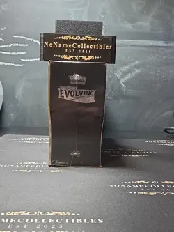 Pokemon TCG: Evolving Skies Elite (SWSH07) Trainer Box ETB New & Sealed - Image 4
