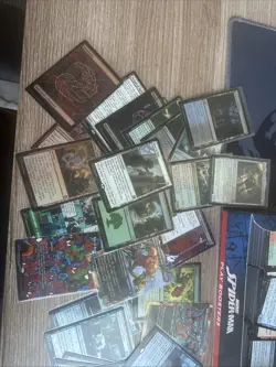 Magic The Gathering Spiderman Collector Lot of Over 400 Cards Foils, Rares, Etc. - Image 2
