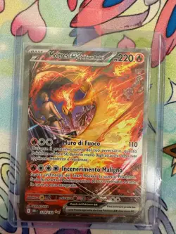 Pokemon - Team Rocket's Moltres ex (DRI 229) Destined Rivals ITA - Sar (2025) NM - Image 3