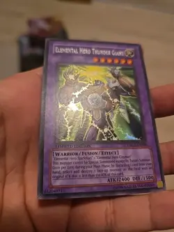 Yugioh Elemental Hero Thunder Giant EHC2-EN004 Secret Rare Limited Ed NM-VLP - Image 4