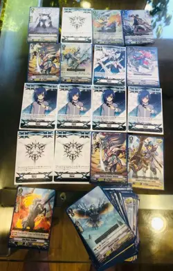 Vanguard Cardfight! Ultra Pro Deck Box lot 59 cards Royal Paladin (2011) Manga - Image 1