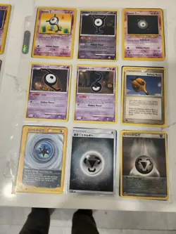 🔥 Vintage Pokemon Lot - Near Complete UNKNOWN Set + Goodies - Image 2