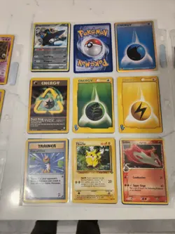 🔥 Vintage Pokemon Lot - Near Complete UNKNOWN Set + Goodies - Image 5