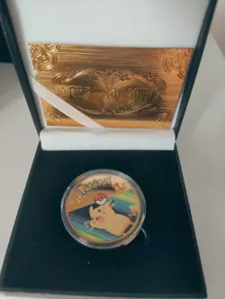 💥Pokemon Pikachu Blue/Grn Gold Metal Collectable Coin With Box & Certificate 💥 - Image 4