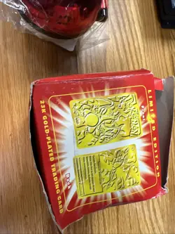 Charizard Pokemon Pokeball 23K Gold Plated Card Burger King - Image 4