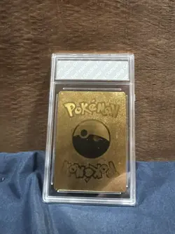 Pokemon Charizard V HP 220 Gold Foil Fan Art Textured Card LP - Image 2
