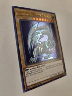 Blue-Eyes White Dragon LCKC-EN001 1st Edition Yugioh Ultra Rare VLP (Version 2) - Image 2