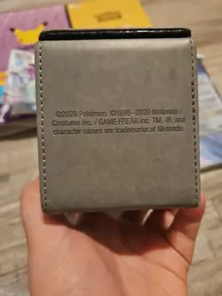 Pokemon Lot Of Binders And A Deckbox 6 Binders, 1 Deckbox, 6 Used 1 Brand New - Image 3