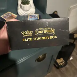 Lost Origin ETB Elite Trainer Box Sword Shield Factory Sealed Pokemon - Image 2