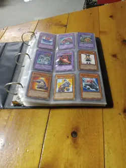 yugioh card lot 1996 Binder Holos Rare Lot Dragon 258 Cards - Image 1