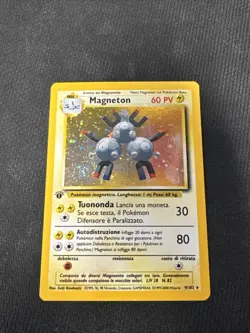 Pokemon TCG: MAGNETON HOLO 9/102 Base Set ITALIAN 1st Edition SWIRL - Image 1