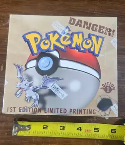 Factory Sealed st Edition 1999 Fossil Booster Box Pokemon Trading Game - Image 4