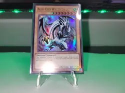 Blue-Eyes White Dragon (Version 1) LCKC-EN001 2020 reprint - Image 1