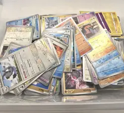 Pokemon TCG Bulk Card Lot - 500 HOLO/ REVERSE HOLO Cards Only - Image 1