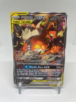 🔥🔥 Pokemon SM Black Star Promo Reshiram & Charizard GX SM201 DMG - Image 1